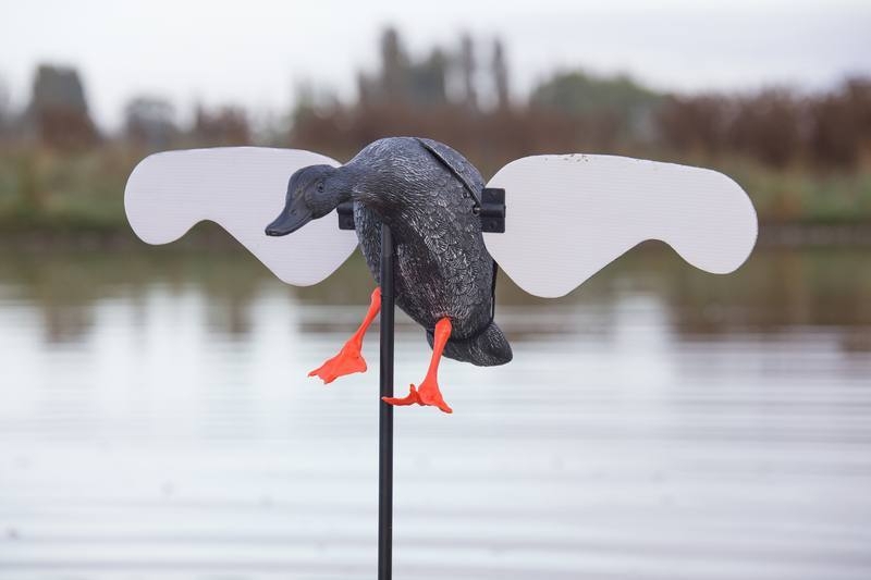 Game On Spinner Winner Motorised Landing Duck Decoy