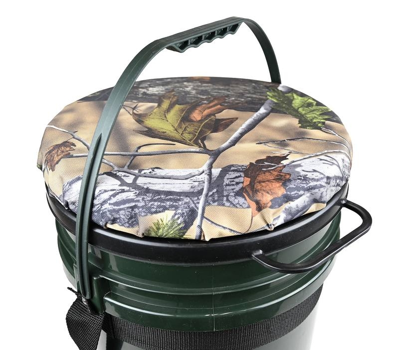 Game On Waterproof Bucket Storage with Swiveling Seat 25L