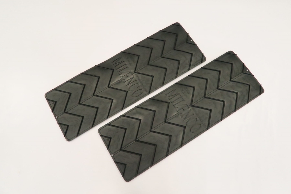 Milenco Grip Mat Tyre Recovery Traction Mats Qty 2
