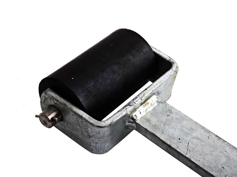 Trojan Chine Support Roller and Bracket Assembly 100mm