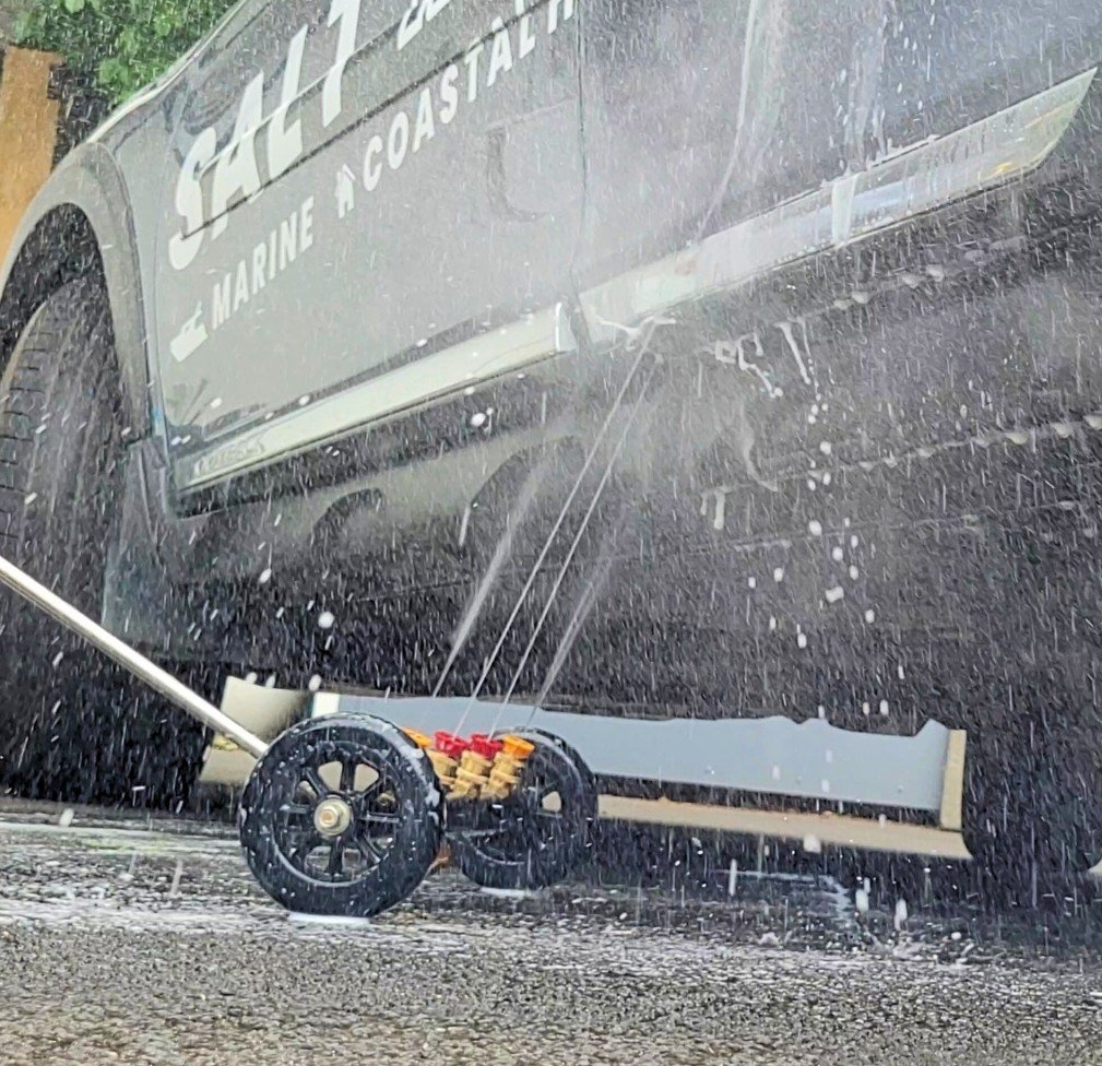 Salt-Shark Vehicle Underbody Foam Sprayer with Standard Hose Fitting