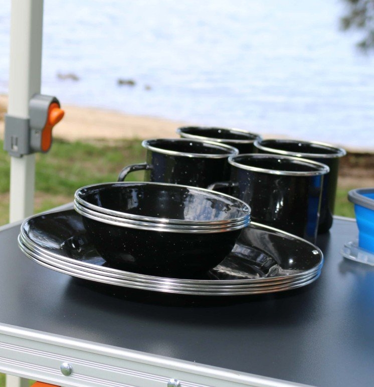 Wildtrak Premium Enamel 12-Piece Dinner Set