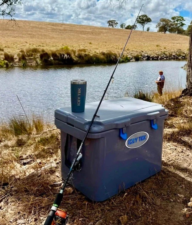 Icey-Tek Pro Series Chilly Bin Cooler 50L White