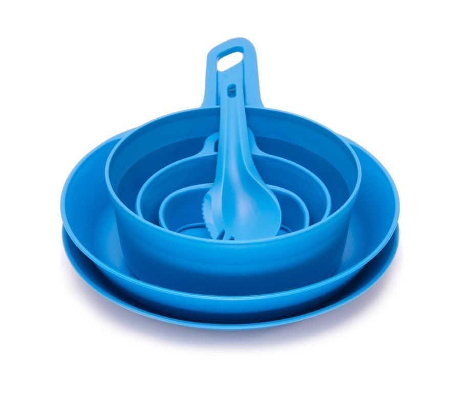 Wildo Explorer Kit Dinnerware Set Light Blue