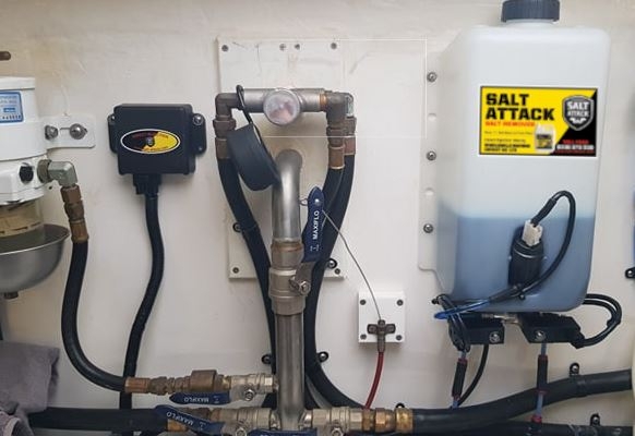 Salt Attack Direct Injection Kit - Single / Twin Engines - Rough packaging 