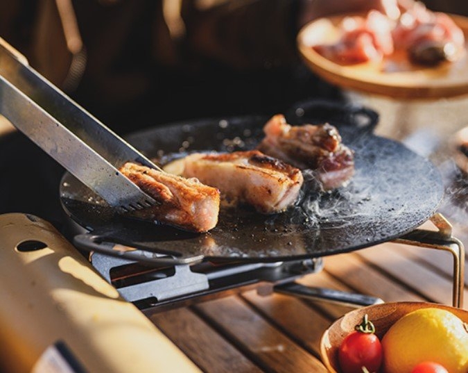 Naturehike Cast Iron Griddle / Hot Plate Round 50 x 40cm