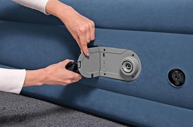 Bestway AlwayzAire Ultra-Fresh Queen Airbed with Built-in Dual Pump