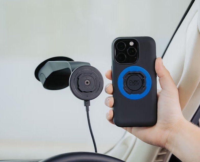 Quad Lock Windscreen/Dash Car Mount