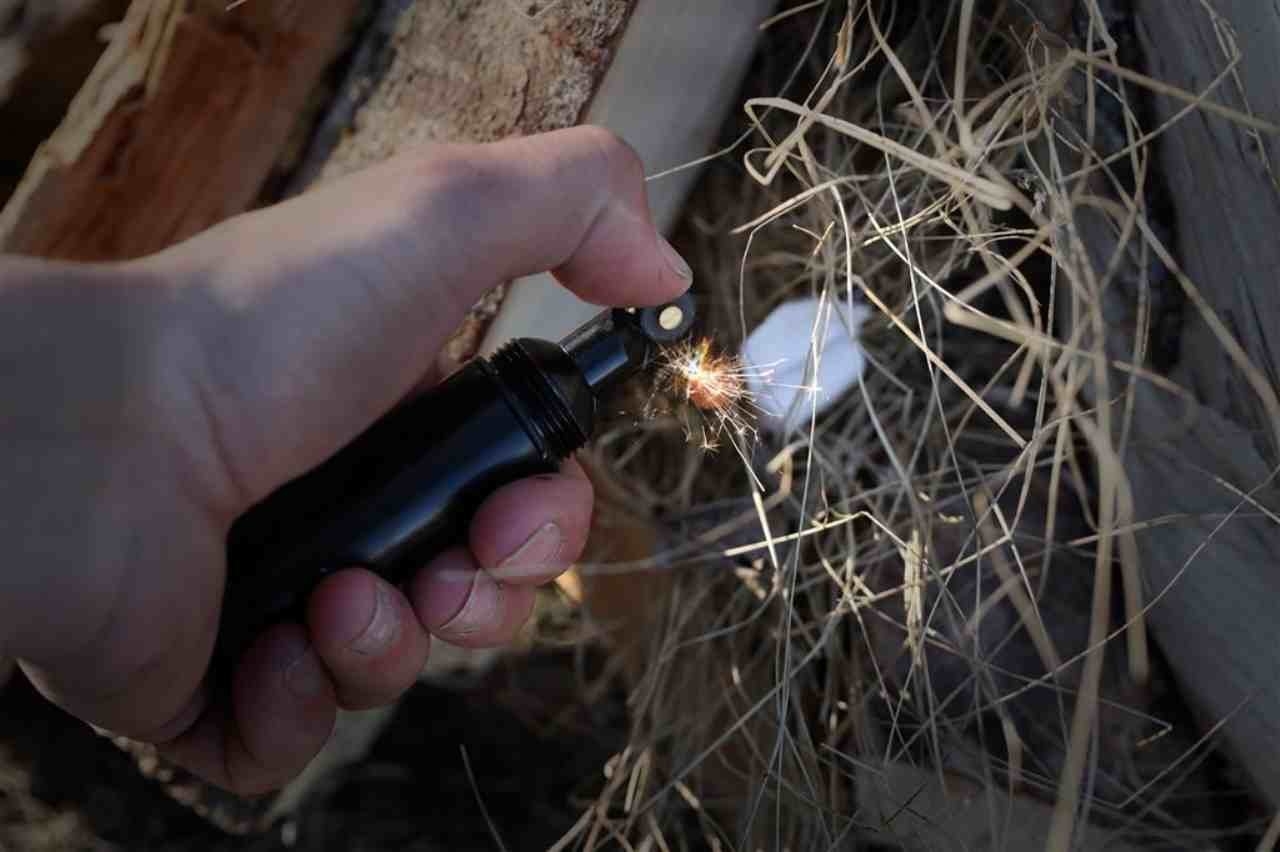 Coghlan's Flint Wheel Fire Starter