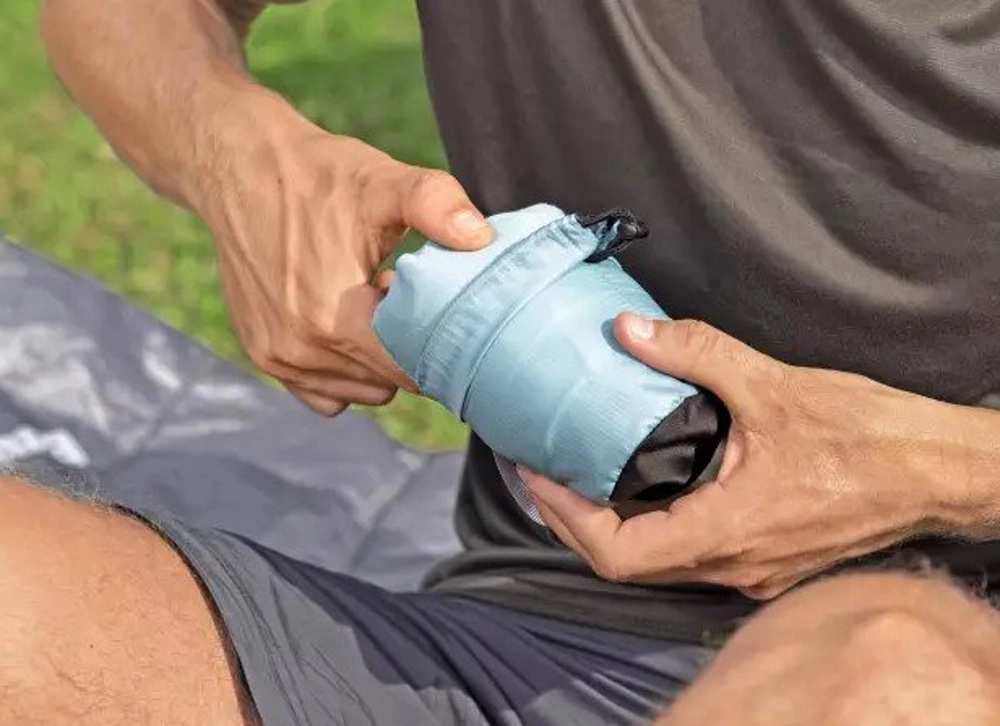 Bestway AlpineLite Inflatable Pillow 49.5 x 28cm Bestway AlpineLite Inflatable Pillow 49.5 x 28cm