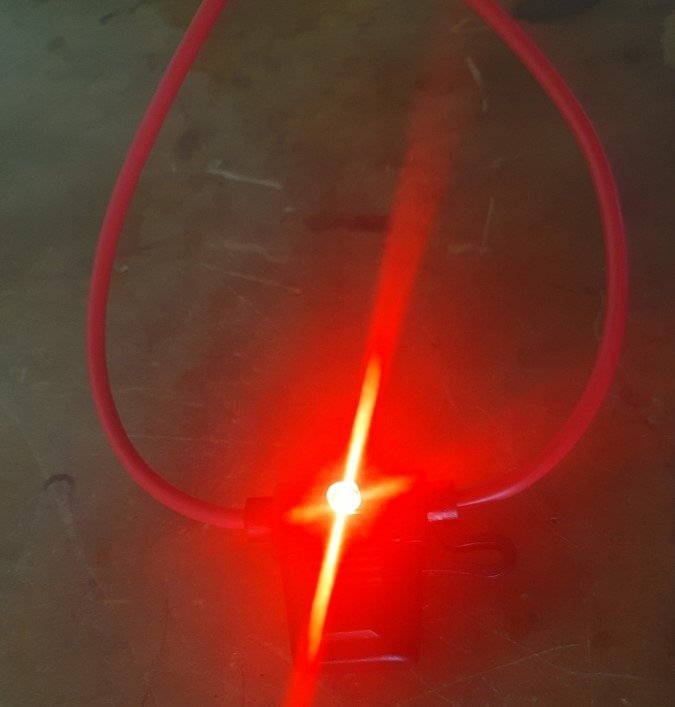 Standard 30A Blade Fuse Holder with Blown Fuse Indicator