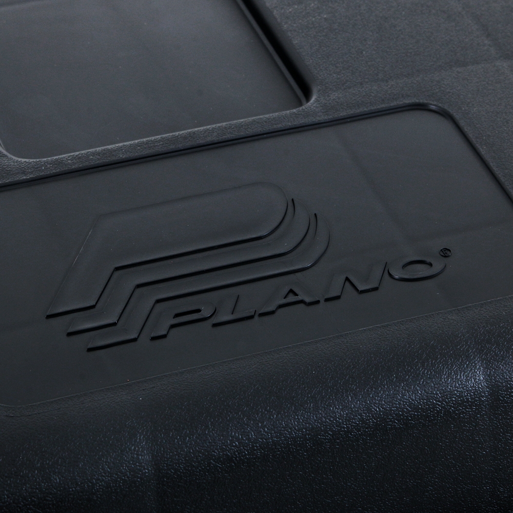 Plano Sportsman's Storage Box with Wheels Large 94 x 46 x 36cm