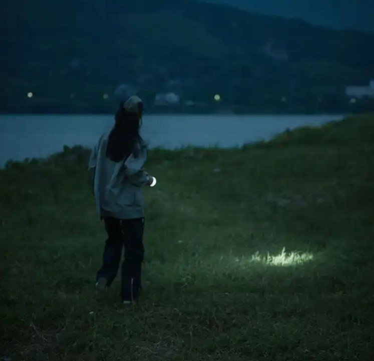 Naturehike Mosquito Repellent LED Camping Lantern 200LM Khaki