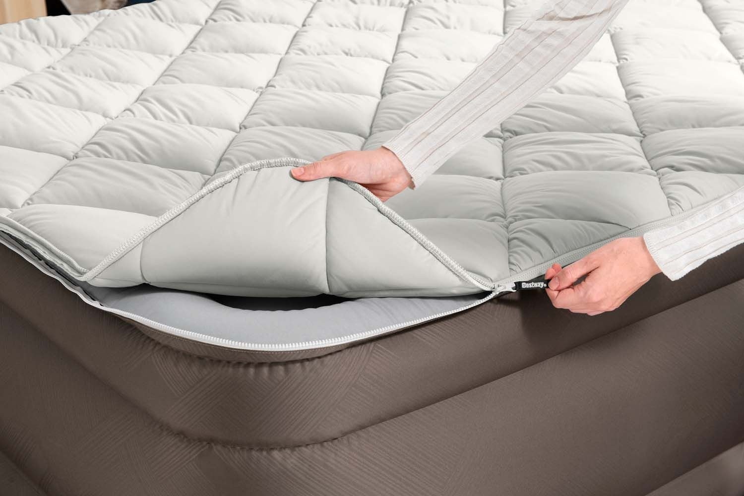 Bestway Fortech Duvet Top Air Mattress Queen with Built-In AC Pump