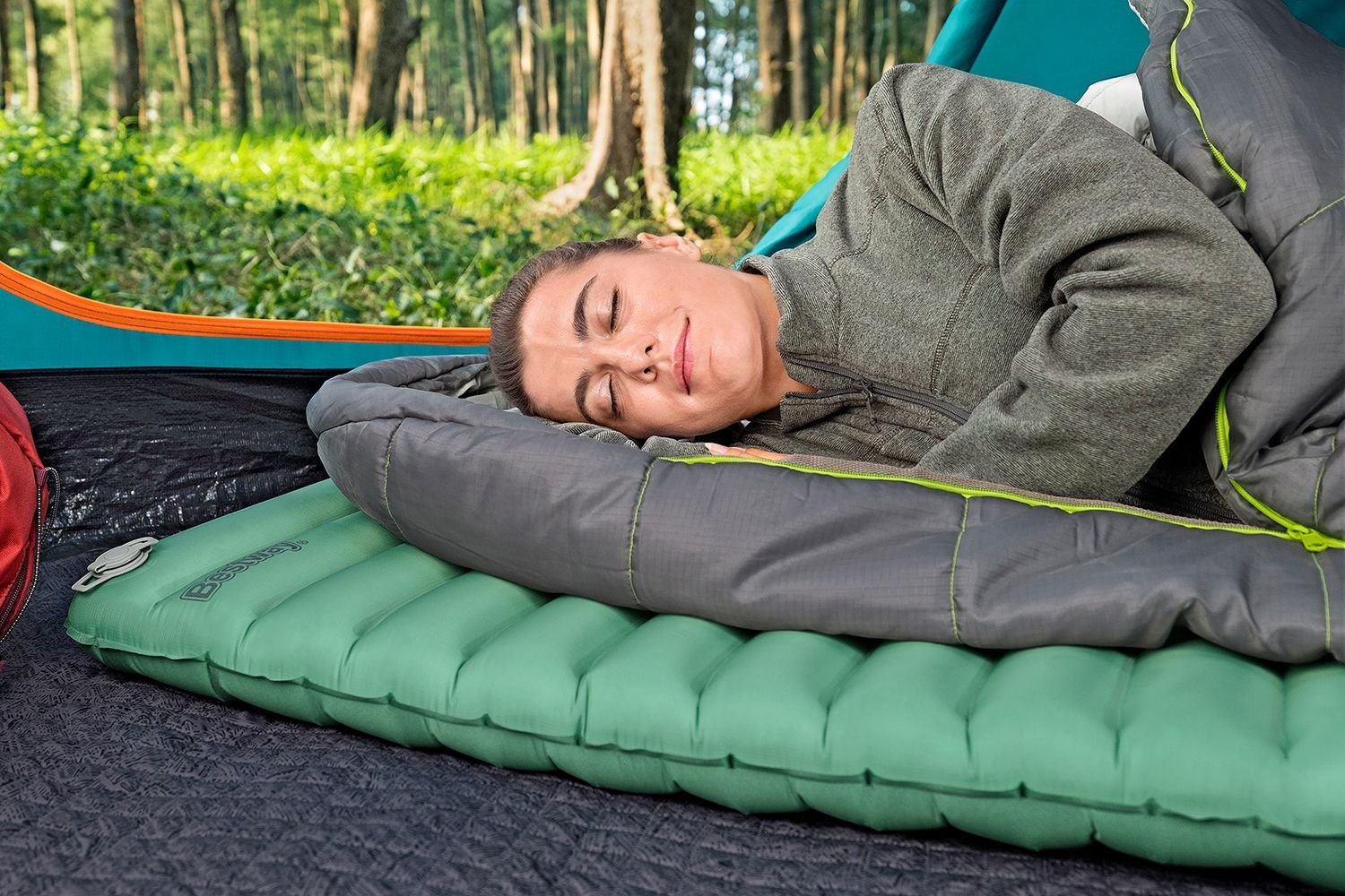 Bestway AdventuRest Insulated Rectangular Sleeping Mattress Large incl Pump