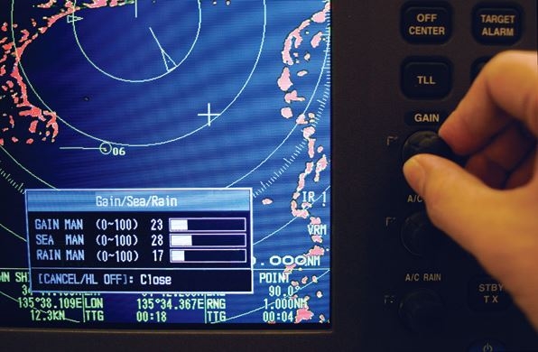 Furuno 1835 10.4'' Colour LCD Radar with 24