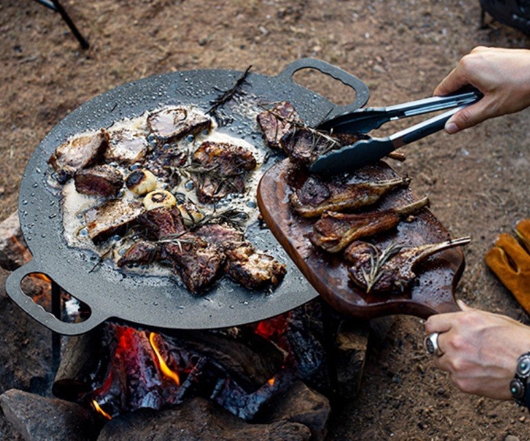 Naturehike Cast Iron Griddle / Hot Plate Round 31.7 x 60.3cm