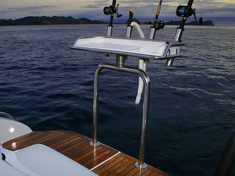 Hella Marine White LED Soft Light Round Courtesy Lamp White Plastic Rim 24v