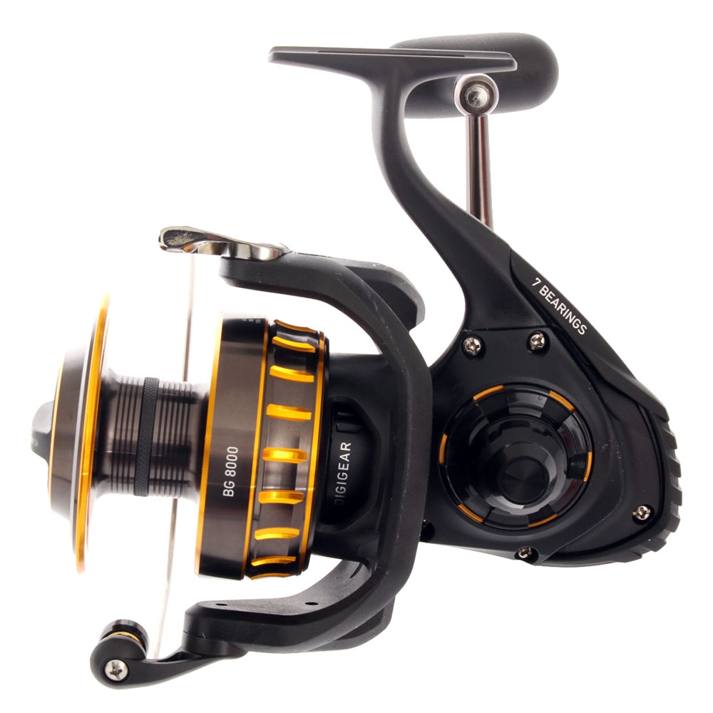 Daiwa BG16 8000 Spinning Reel