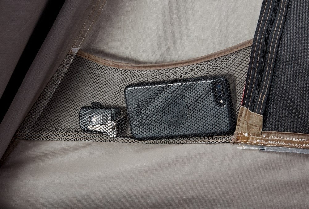 Yakima SkyRise HD 2-3 Person Rooftop Tent Medium