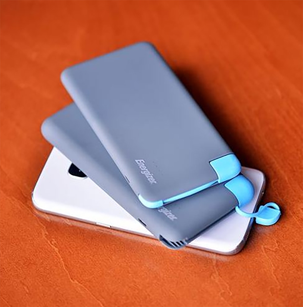 Energizer UE8001 Slim Power Bank with Detachable Cable 8000mAh Black