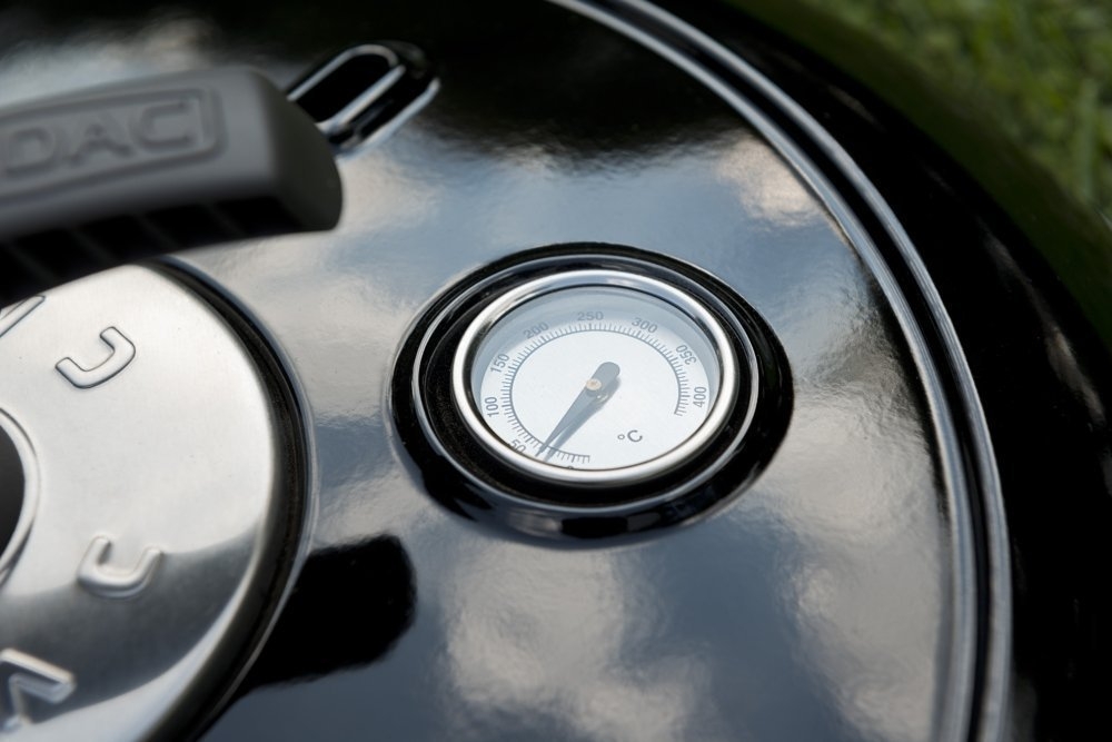 Dometic Cadac Carri Chef 50 Portable Gas BBQ and Cooker with Grill Plate and Pot Stand