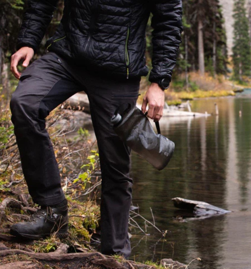 HydraPak Seeker Soft Collapsible Water Bottle