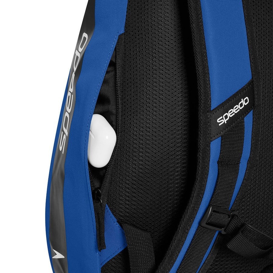 Speedo Vanquisher Backpack with Water Resistant Removable Kit Bag 35L