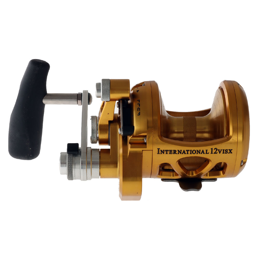 PENN International 12VISX 2-Speed Game Reel Gold