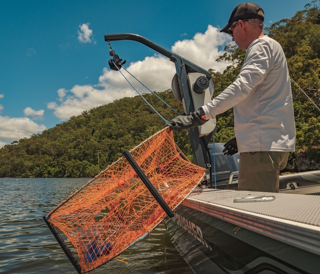 OZTRAP PRO200 Cray Pot Hauler and Line Puller 600W 200lb