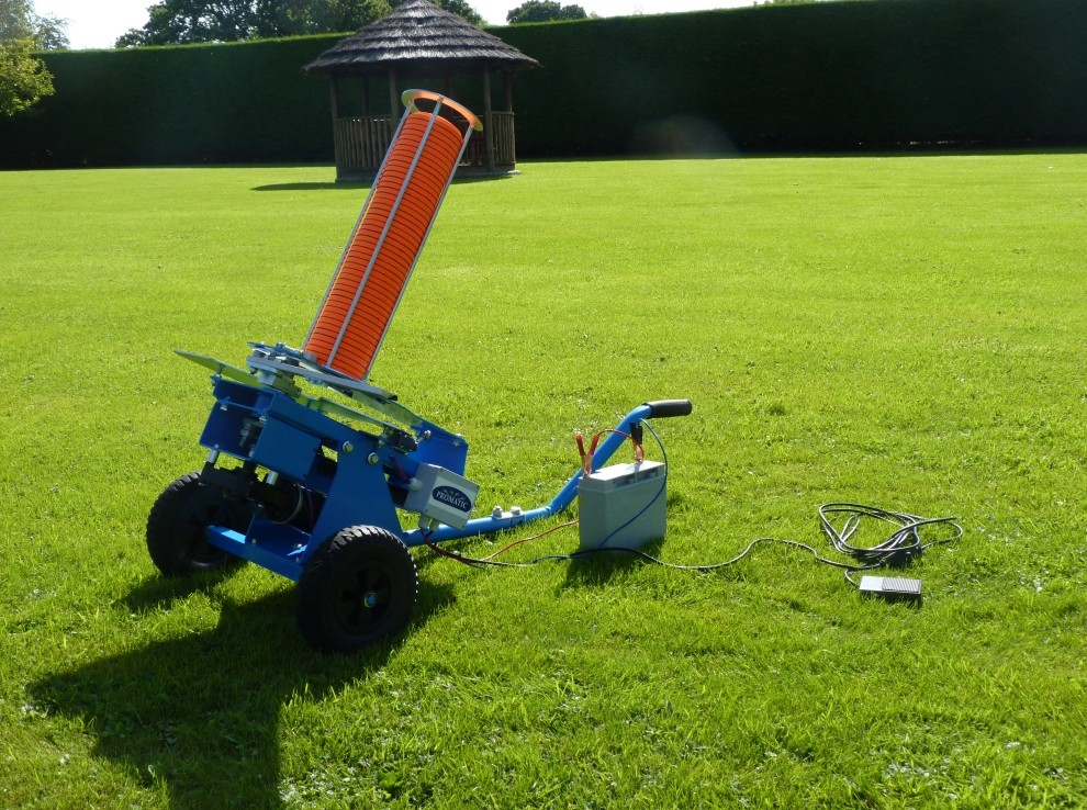 Promatic Pigeon Clay Target Launcher