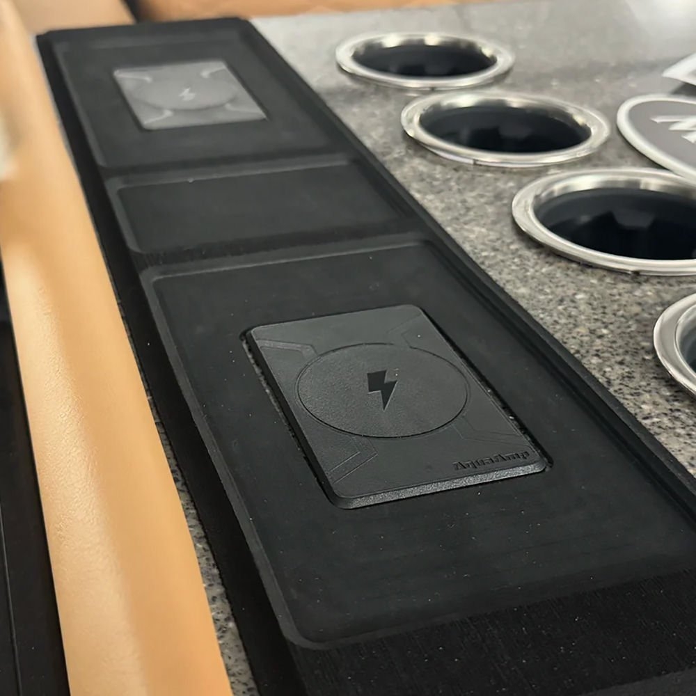 AquaAmp 200 Series Waterproof Wireless Super Fast Phone Charger Qi2 25W