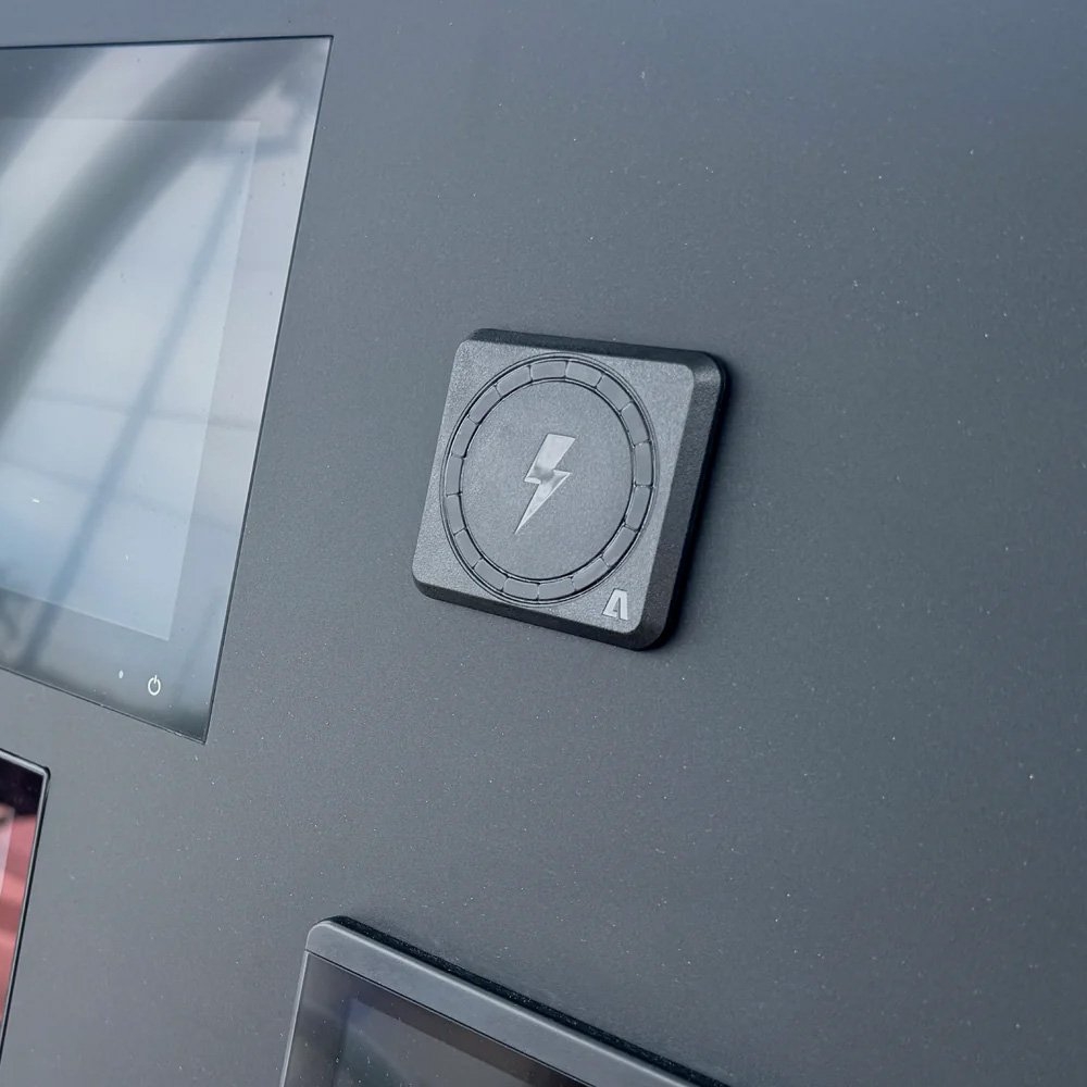 AquaAmp 800 Series 25W Small Footprint Surface Mount