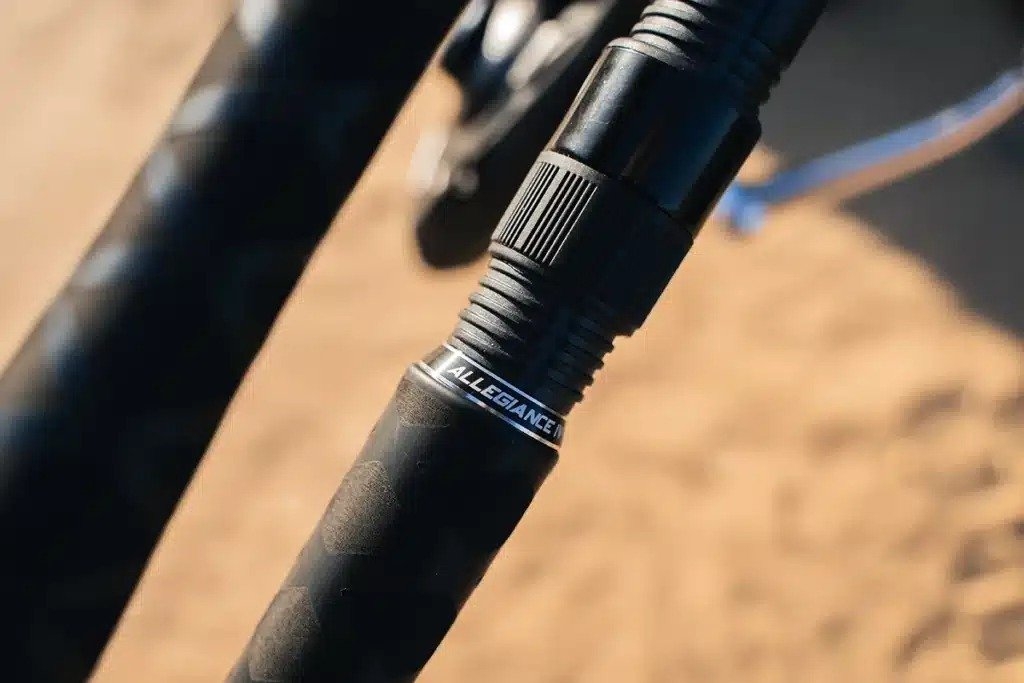 PENN Allegiance IV 1202SPH Spinning Surf Rod 12ft 12-20kg 2pc