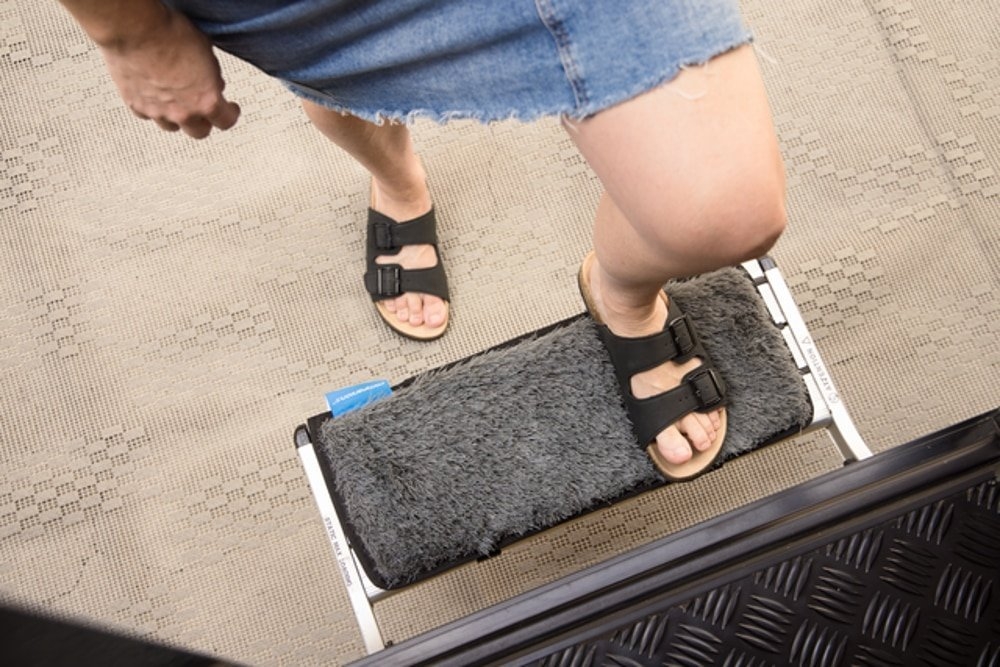 Companion Dust Off Mat for RV Pull-Out Step 50 x 20cm