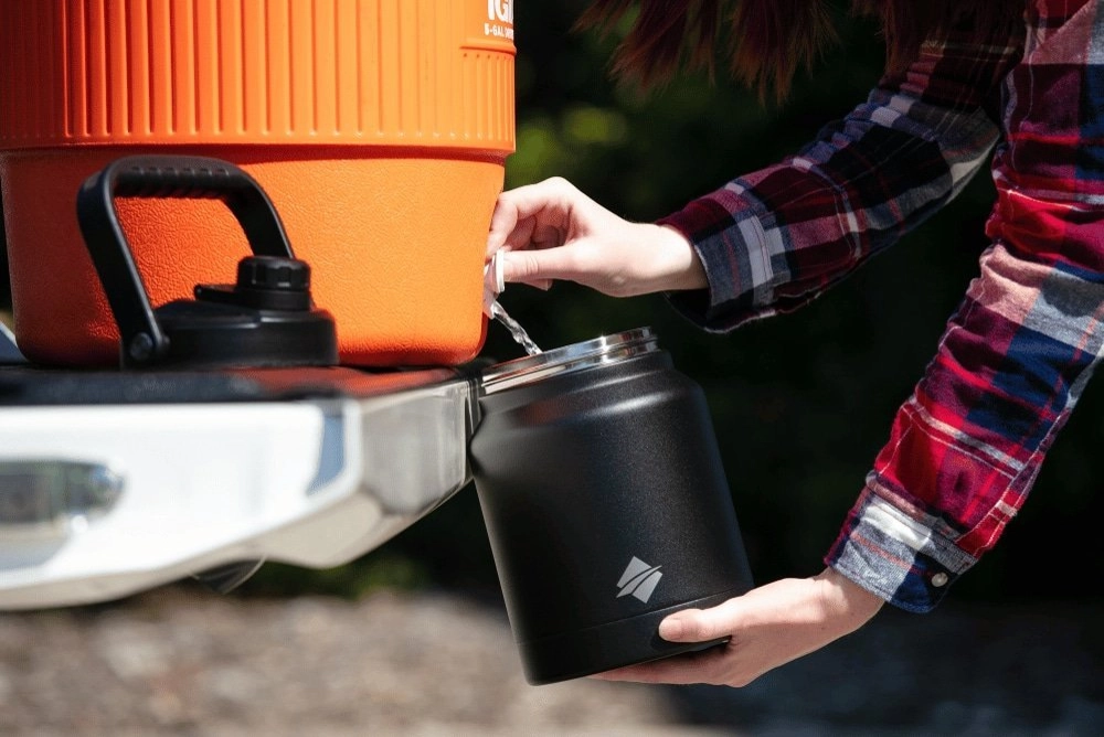 OZtrail Stainless Double-Wall Insulated Water Bottle 2.5L OZtrail Stainless Double-Wall Insulated Water Bottle 2.5L