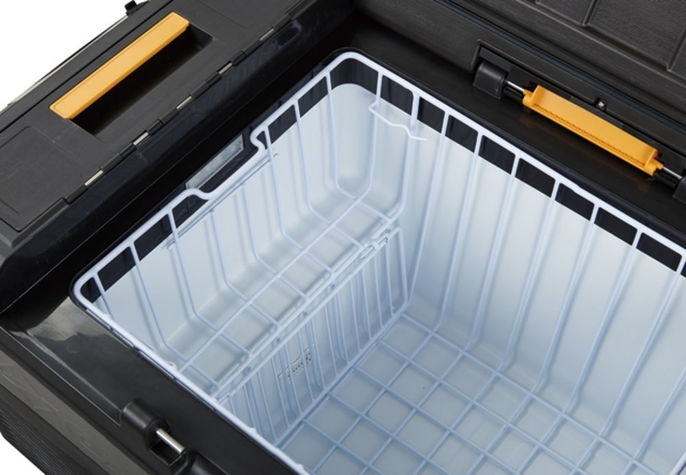 OZtrail Single Zone Lithium Fridge/Freezer 55L