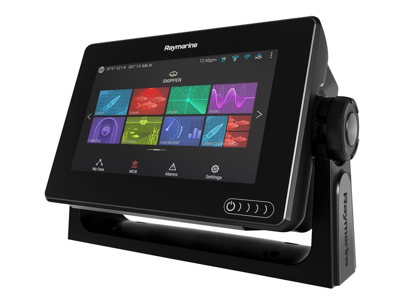 Raymarine Axiom 7'' RealVision 3D GPS/Fishfinder Trailer Boat Package