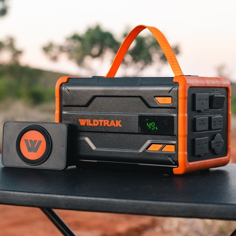 Wildtrak Power Tank Buddy Portable Lithium Power Station with Charge N Go 30Ah