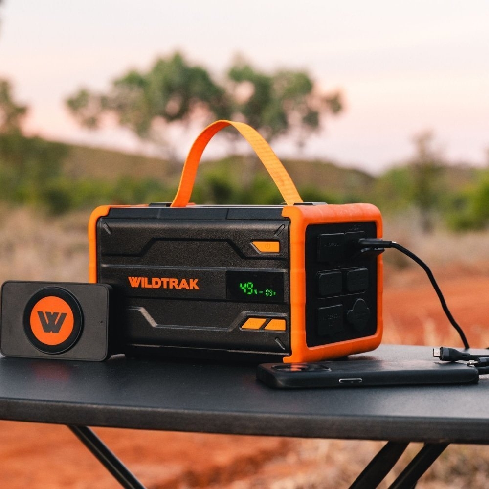 Wildtrak Power Tank Buddy Portable Lithium Power Station with Charge N Go 30Ah