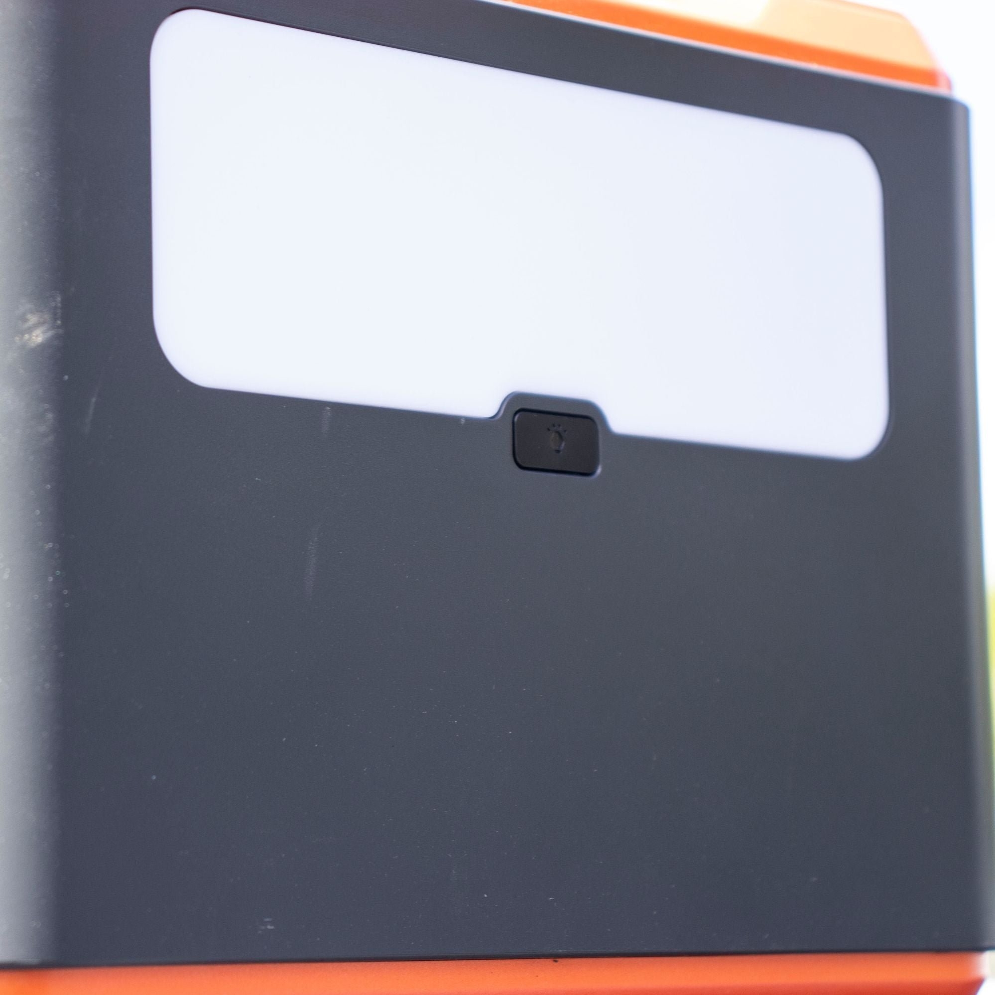 Wildtrak Power Tank Pro 300 Portable Power Station 23Ah Lithium-Ion Battery
