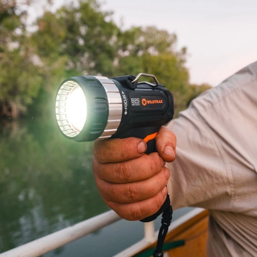 Wildtrak Rechargeable Handheld Croc Hunter Led Spotlight 1400 Lumens