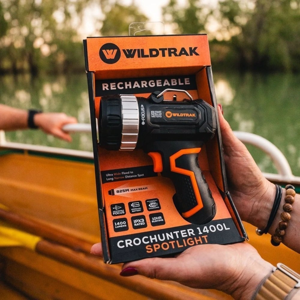 Wildtrak Rechargeable Handheld Croc Hunter Led Spotlight 1400 Lumens