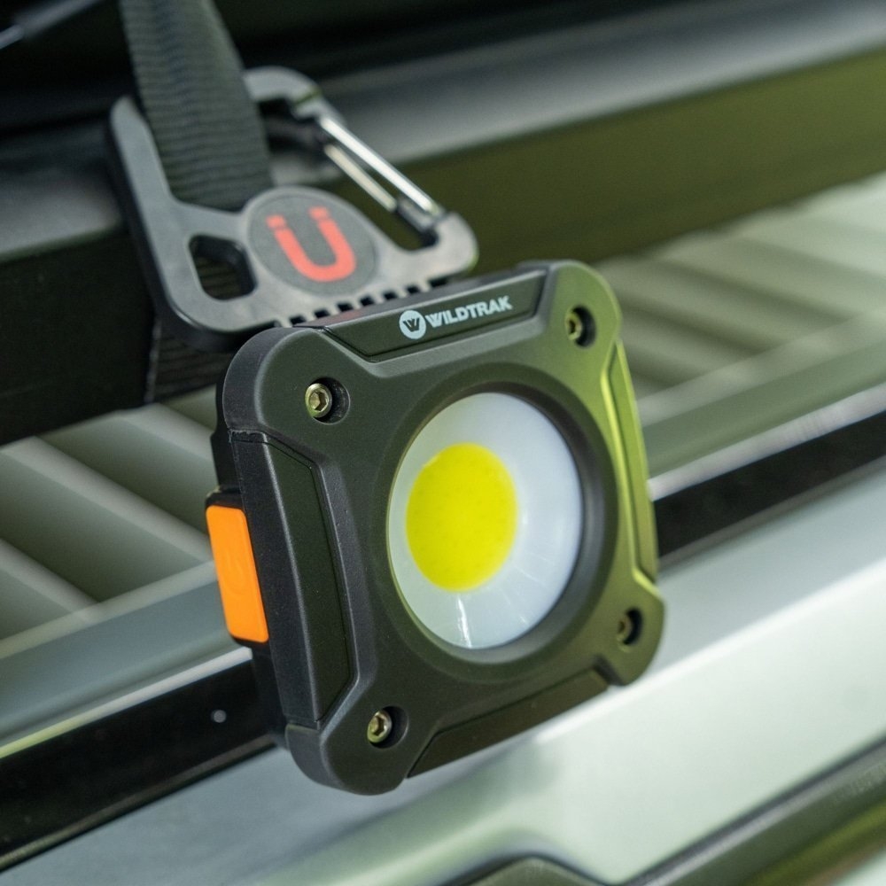 Wildtrak LED Magnetic Mini Work Light 1000 Lumens