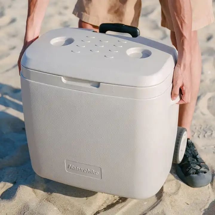 Naturehike 48H Antibacterial Chilly Bin Cooler with Wheels 28L Beige
