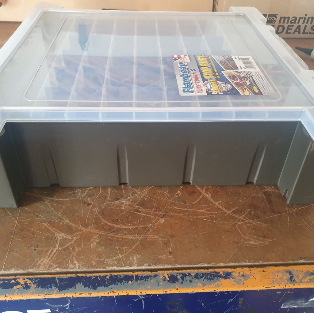 Flambeau Super Max Satchel Tackle Box - Broken