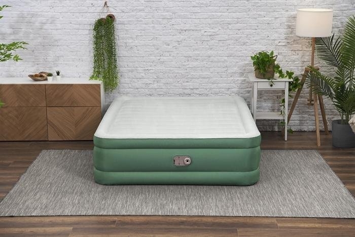 Bestway ToughLite TPU Queen Airbed with Built-In AC Pump