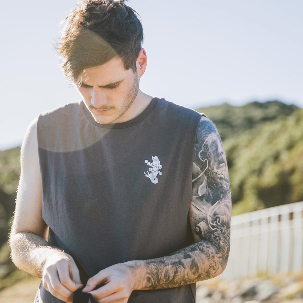 Desolve Siren UPF50+ Mens Muscle Singlet