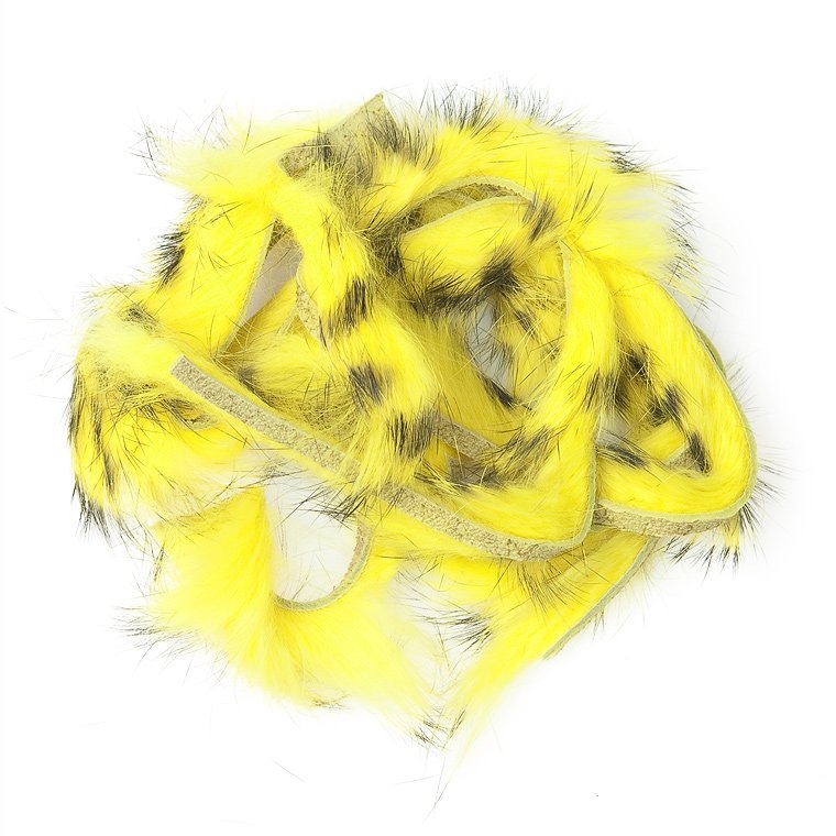 Wapsi Barred Rabbit Zonkers 4mm Yellow