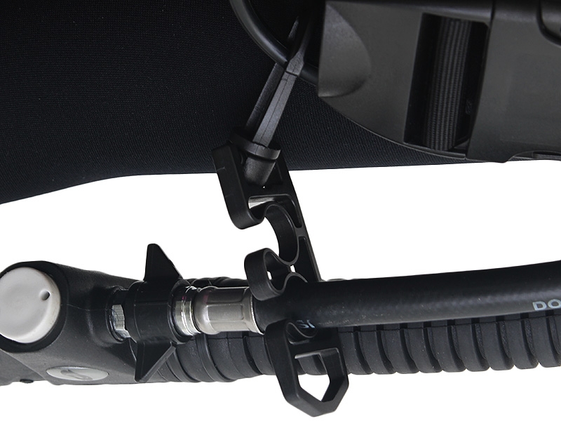 Dive Regulator Hose Holders with Clip